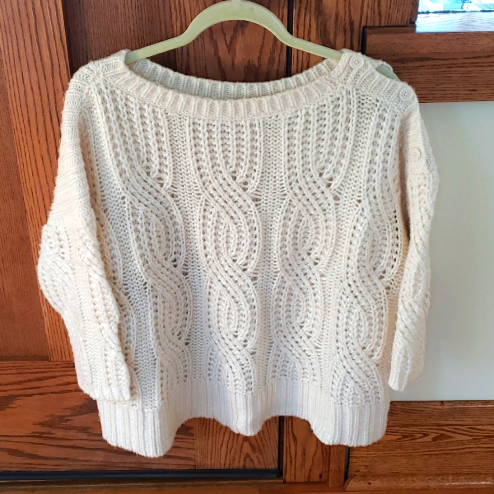 Ann Taylor pull-over sweater w/ button at shoulder detail in cream / ivory Large